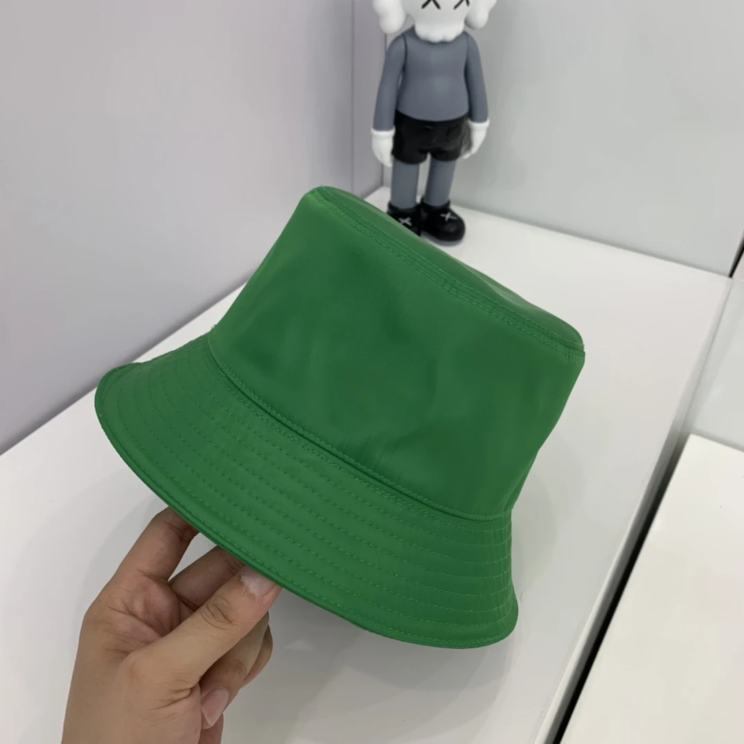 

2022 Luxury Letters Foldable Bucket Hat Beach Sun Hat Street Headwear Fisherman Outdoor White Cap Men and Woman Hat