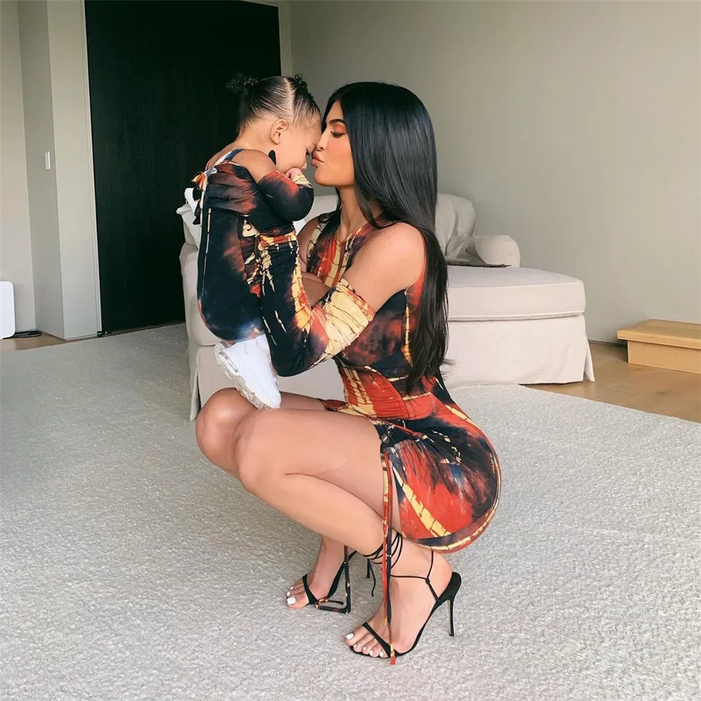 

Mom And Daughter Dress Family Outfits Kardashian Same Fit Slim Fit Casual Dress Mother And Daughter Clothes Summer Family Look