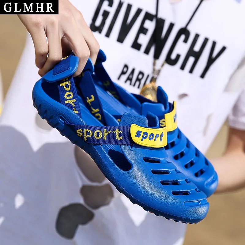 

Rubber Slippers Summer Shoes Men Slide Fashion Luxury Man Sandal Beach Slippers Hollow Out Breathable Men's Casual Shoes Outdoor