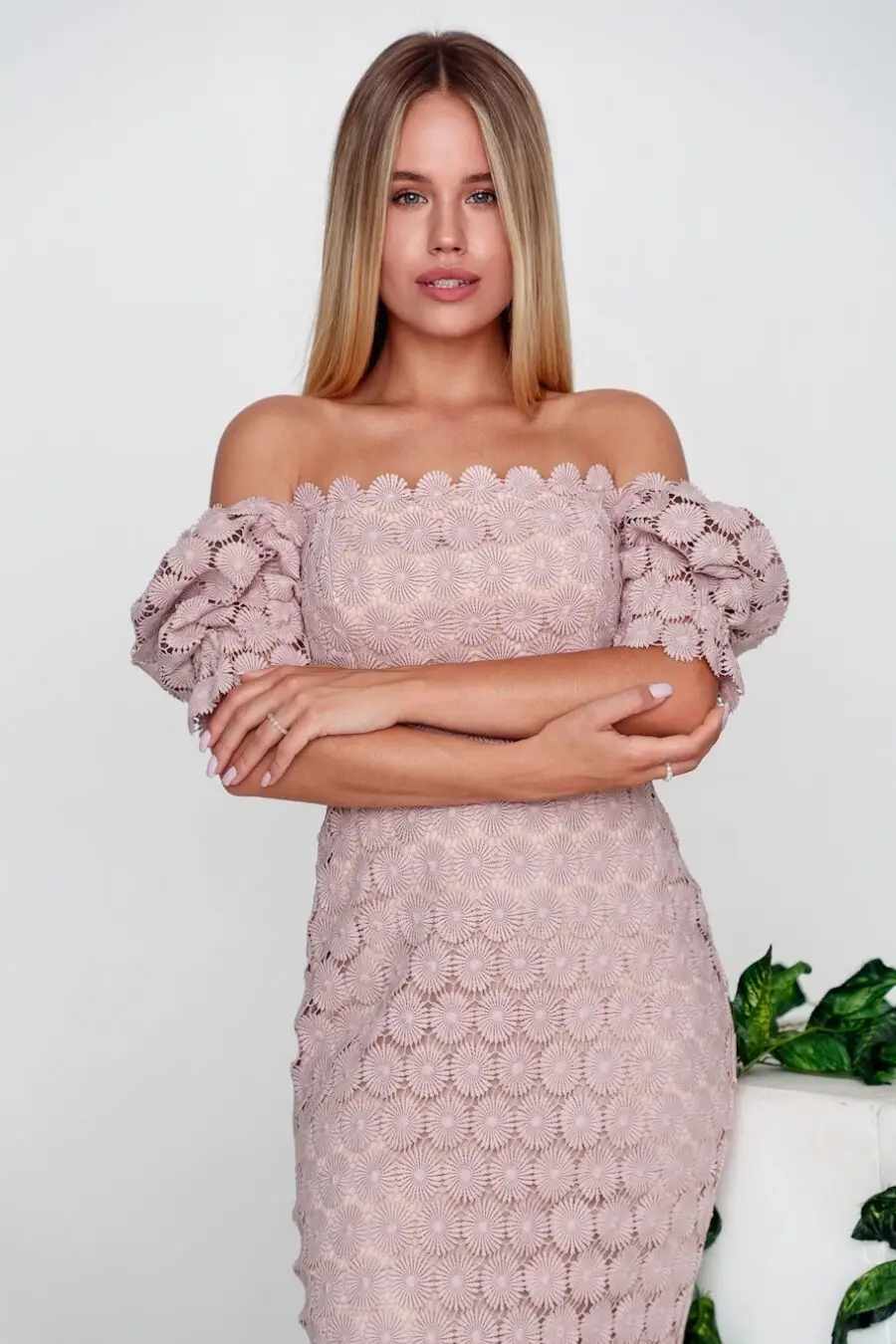 Women Elegant Dresses Hollow Out Generous Office Lady White Solid Color Petal Sleeve Slim Midi Dress Embroidery Jacquard Gowns