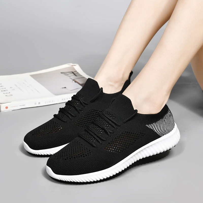 New Summer Women's Hollow-out Breathable Golf Shoes Outdoor Fitness Shoes Beginner Girls Fashion Light Walking Shoes