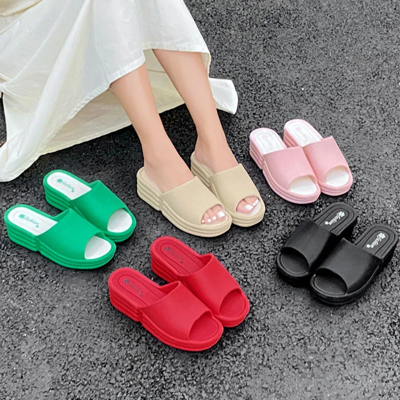 2023 Summer Women Thick Platform Cloud Slippers Indoor Bathroom Non Slip Shoes EVA Soft Sole Slides Ladies Wedges Beach Sandals