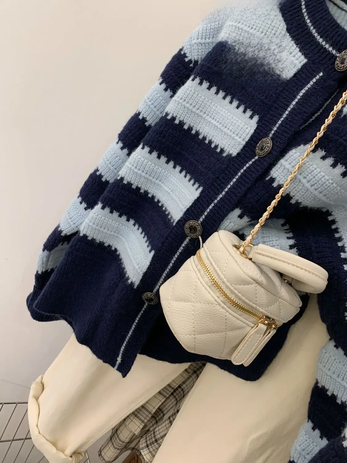 Осень/зима 2023 новый полосатый вязаный свитер женский кардиган в стиле Idle модная