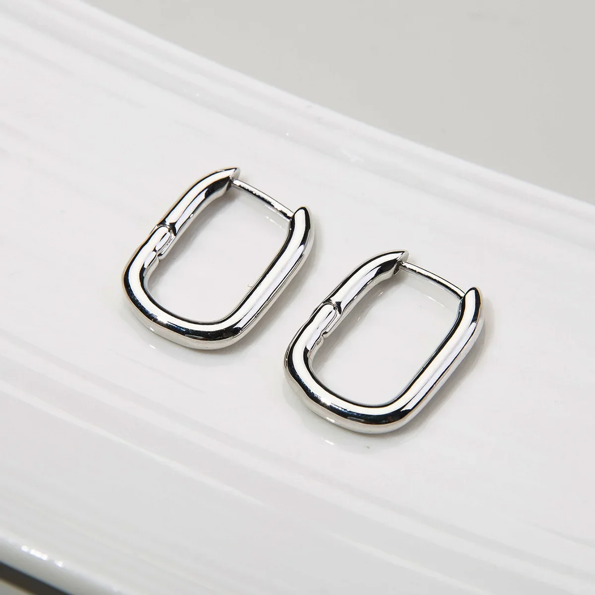 Модные U-образные серьги простой овальной формы женские элегантные уникальные