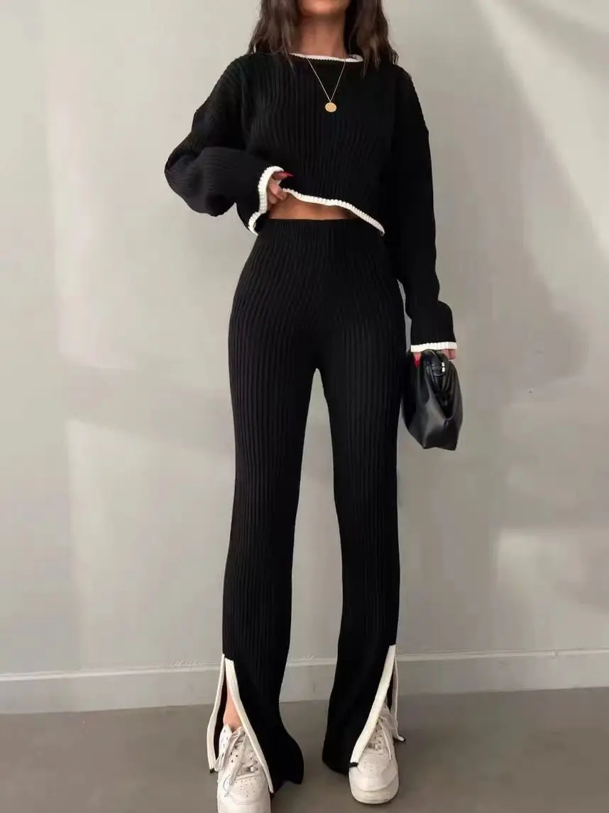Женский трикотажный комплект из Свитера и брюк-клеш с длинным рукавом