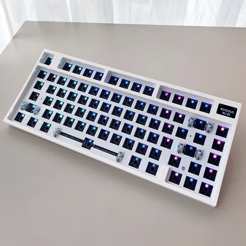 

Беспроводная механическая клавиатура Keydous NJ81 с Bluetooth, TFT-экраном, клавиатура с RGB-подсветкой Hotswap для ПК, программируемая макро