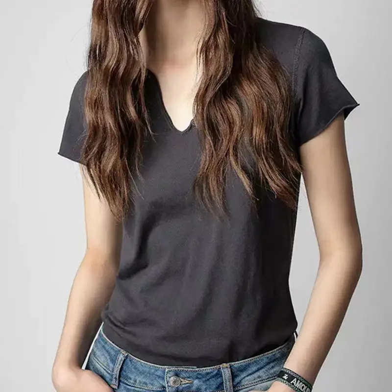 

High end women's T-shirt 2023 new dark brown back inlaid with diamond letter pattern Women's V-neck short sleeve cotton T-shirt