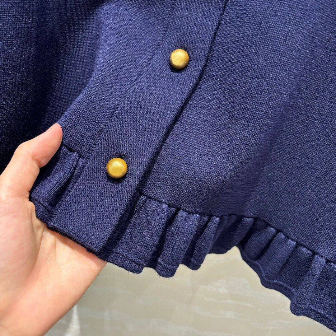 Новинка 2024 осенняя мода однотонные оборки лоскутные жемчужные пуговицы