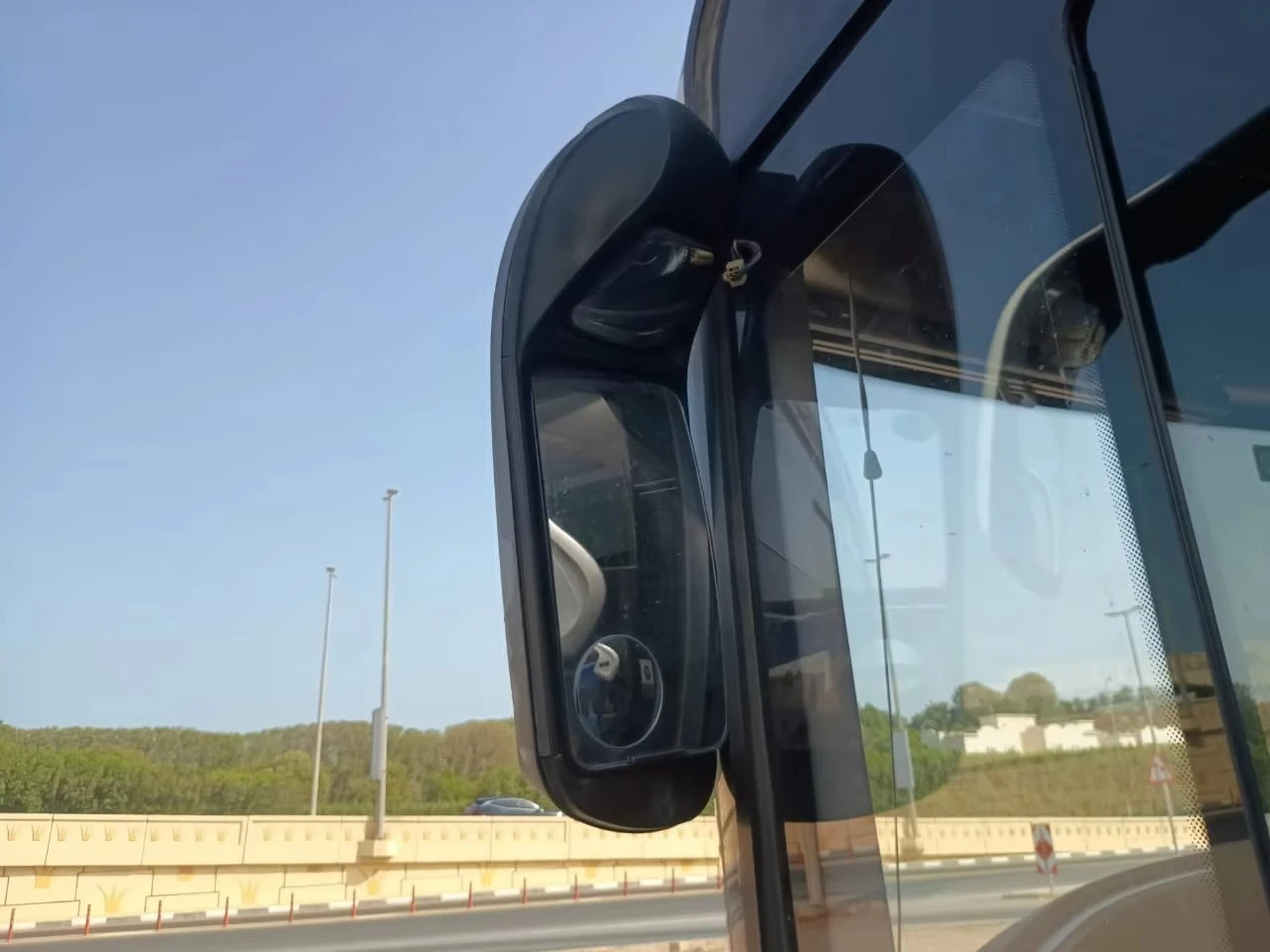 Фото Запчасти для кузова автобусов и туристических автобусов: Зеркало заднего вида №2