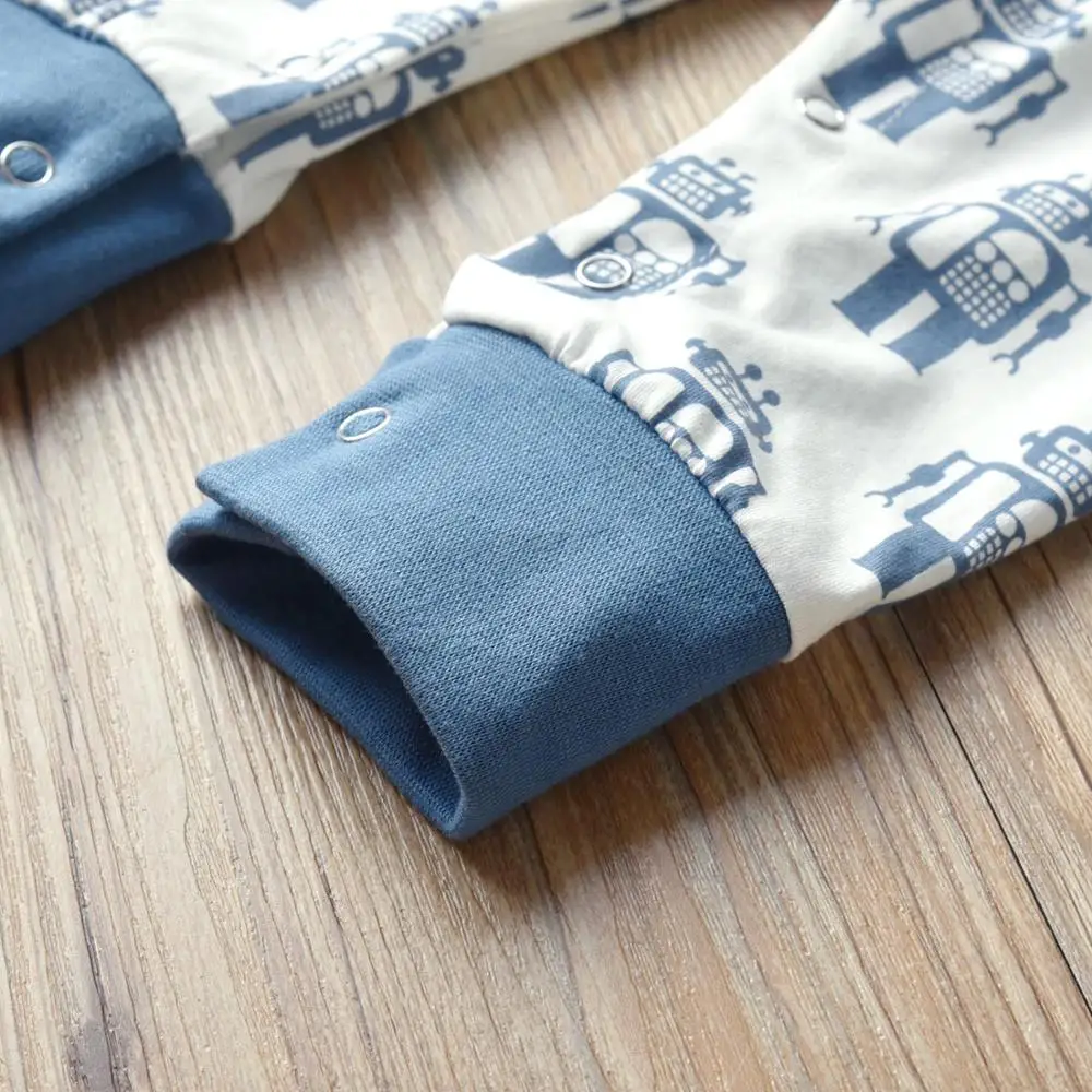 Детский комбинезон из тонкого хлопка с длинным рукавом |