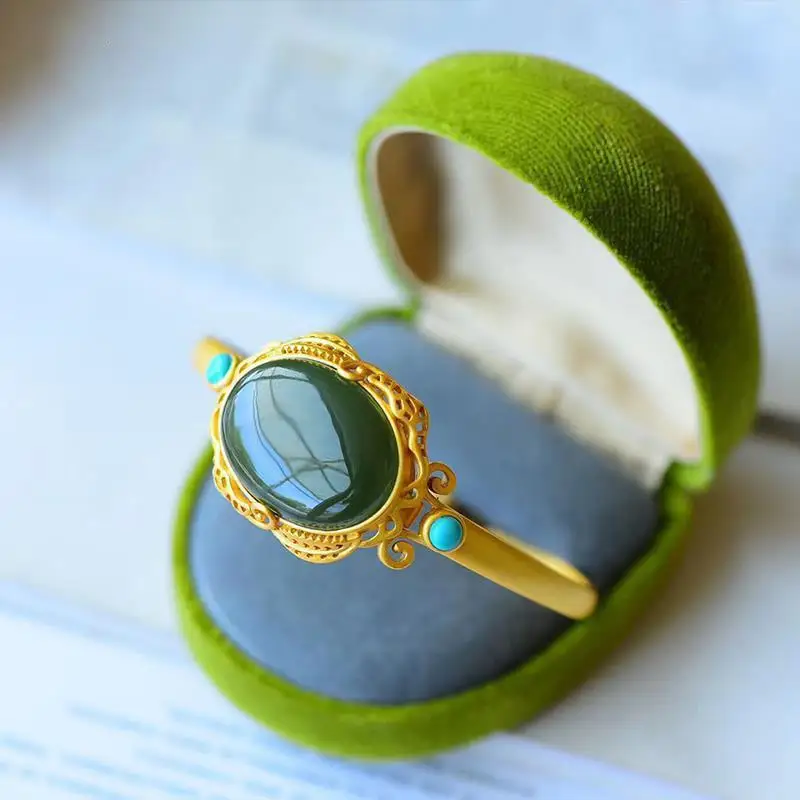 

Luxury Elegant Palace Style Bracelet S925 Sterling Silver Gilding Inlaid Hetian Gray Jade Egg Surface Bracelet Retro Women's Bra