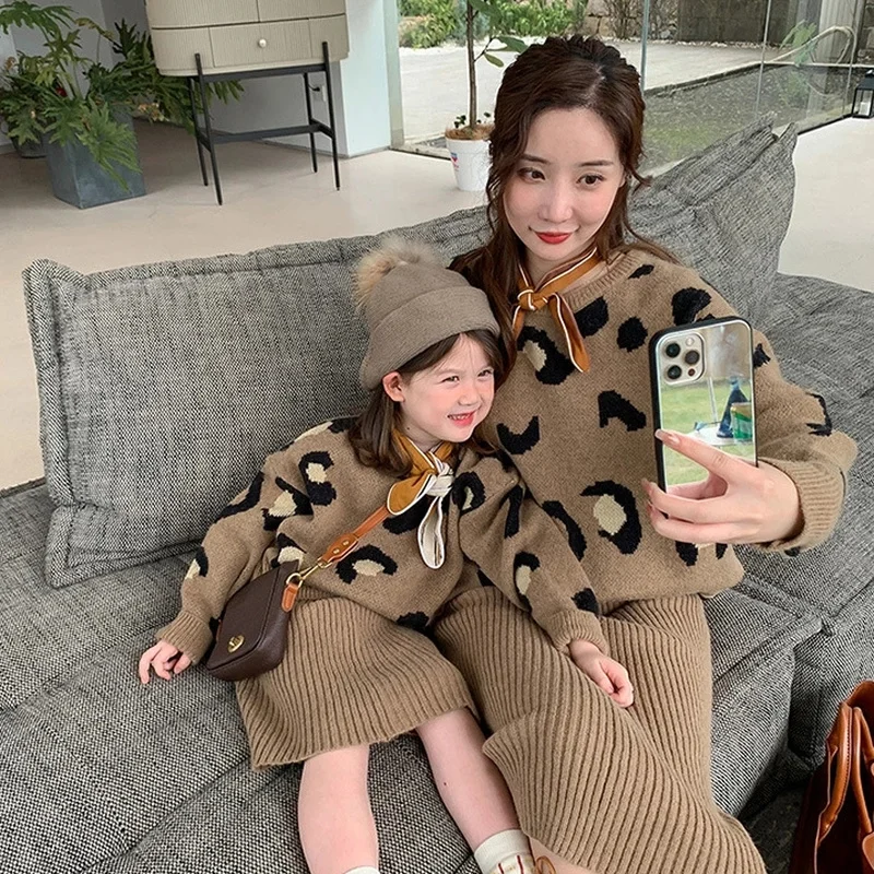 

мама дочка комплекты family look мама и дочка мама и дочка комплект Осень 2021, новый Семейный комплект, Детский свитер, кардиган, свитер для девоче...