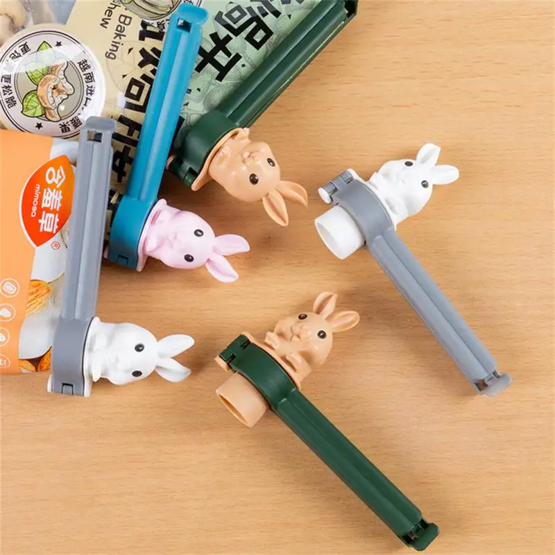 

Plastic Helper Food Saver Household Inverted Food Sealing Clip Kitchen Gadgets Food Bag Closure Clip Moisture-proof Cartoon Cute