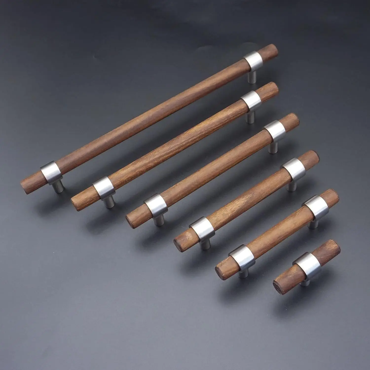 

Деревянные ручки для шкафов MFYS 320 мм