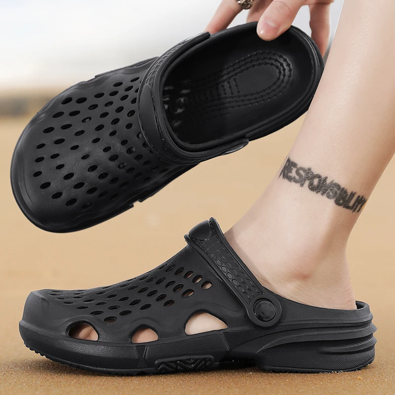 Фото Мужские Нескользящие сандалии с перфорацией для дома и пляжа сланцы плоская