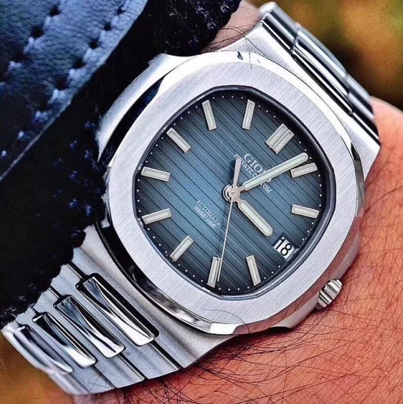 

Мужские автоматические механические часы черного и синего цвета