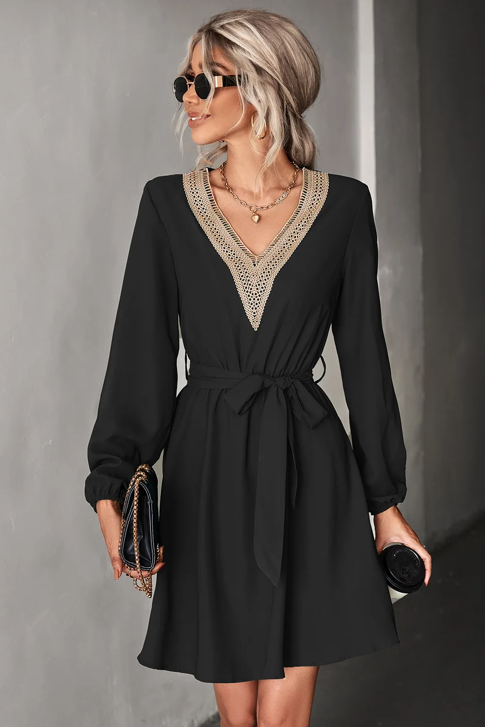 

Элегантное кружевное лоскутное платье, женское повседневное черное Бандажное платье-миди А-силуэта с V-образным вырезом, простое платье на весну и осень, 2022