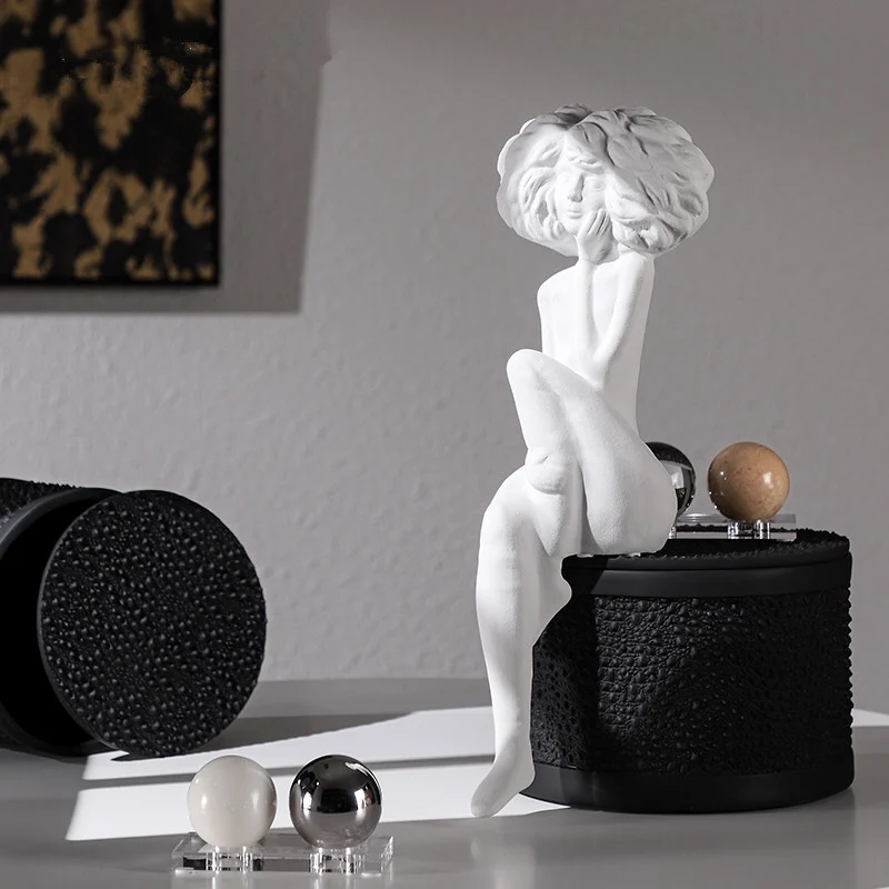 

Decoration Home Livingroom Desktop Furnishing Crafts Modern White Black Pensive Beauty Resin Ornaments Study Room Cafe Sculpture