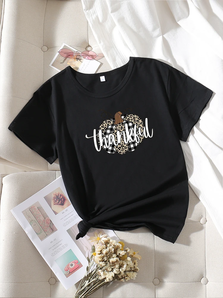 

Pumpkin Thankful Women's Tunics Tshirt Sexy Outfits for Woman Clothes Vintage Marant Summer Top Aesthetic Enhypen Z T-shirt Y2k