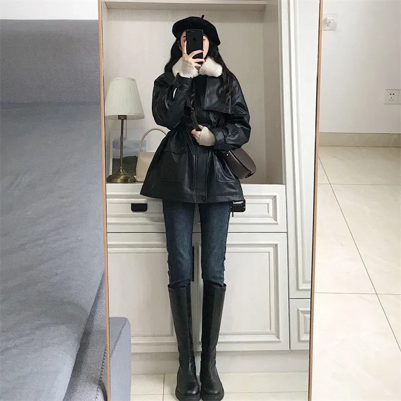 Leather Fur Coat Winter Jacket Women 2022 New Fall Lamb Wool Warm Locomotive Coat with Sashes Kor