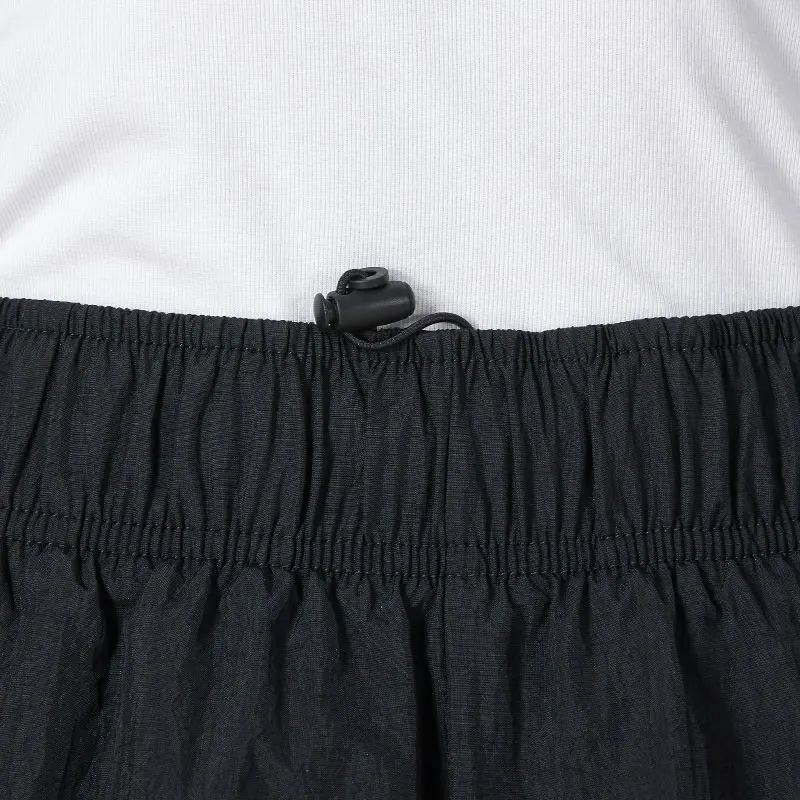 Новое оригинальное поступление женские шорты NIKE ASWNSW ESSNTL WVN HR SHORT HBR спортивная