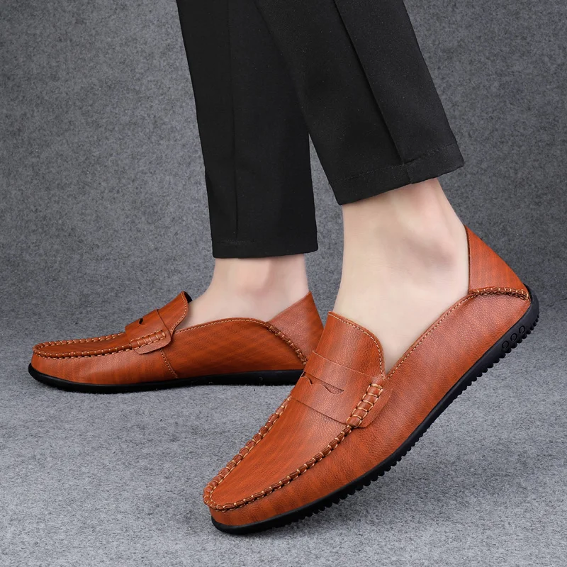 

Summer Outdoor light soft Leather Men Shoes Loafers Slip On Comfortable Moccasins Flats Casual Boat Driving shoes size 38-47