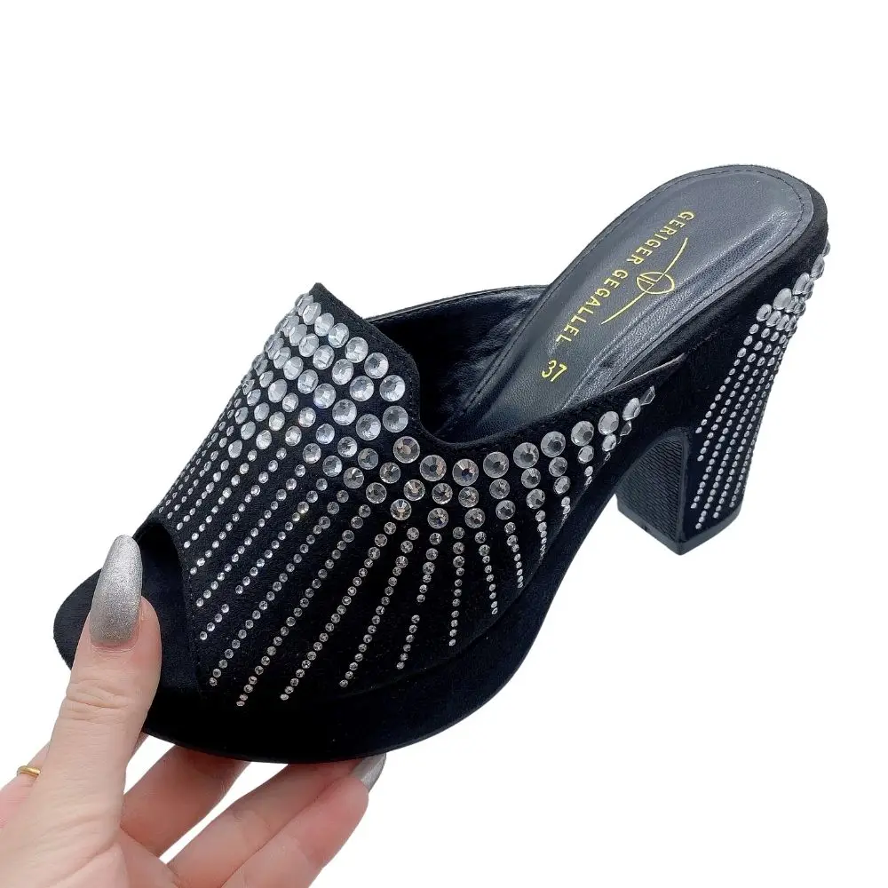 Sparkly Luxury Rhinestone Women Sandals Chunky Sandlias Mulhe Wedding Party Designer Shoes for Women Elegant Design Heel Sandal