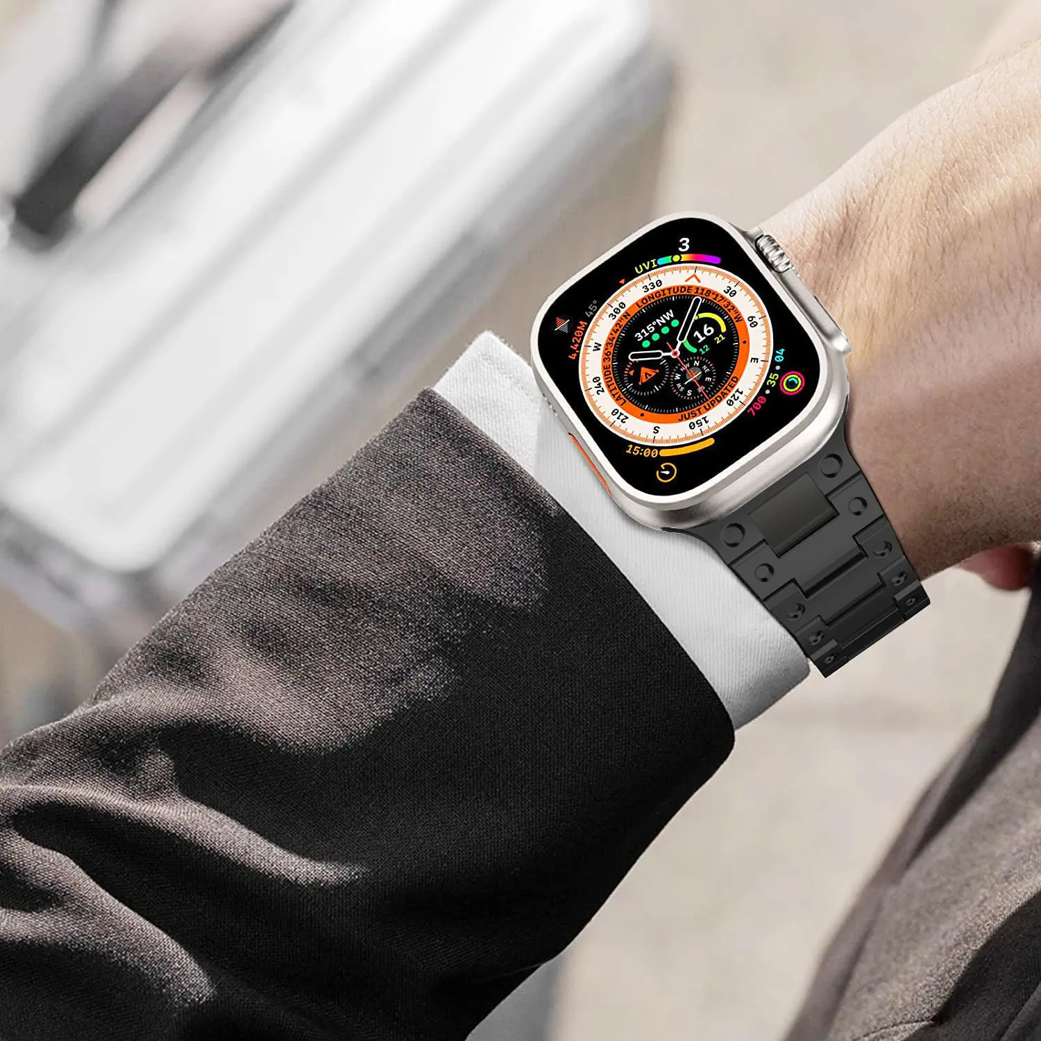 Luxury Titanium Steel Strap for Apple Watch Band Ultra 49mm 8 7 45mm 41mm Bracelet For IWatch Series SE 6 5 4 3 38mm 44mm 42mm