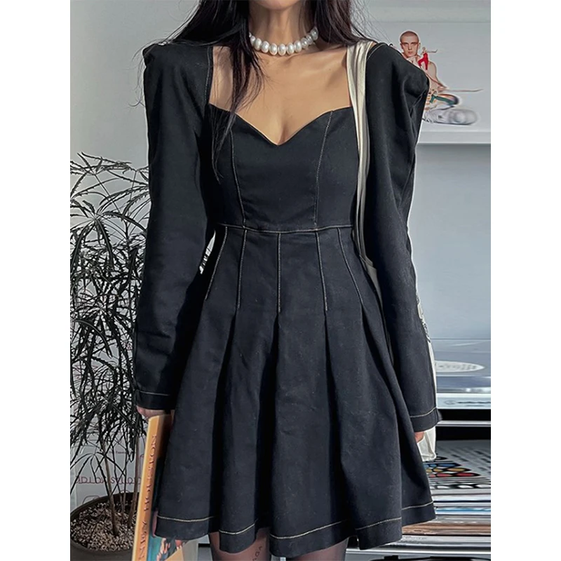 Платье-трапеция женское демисезонное с квадратным вырезом и длинным рукавом