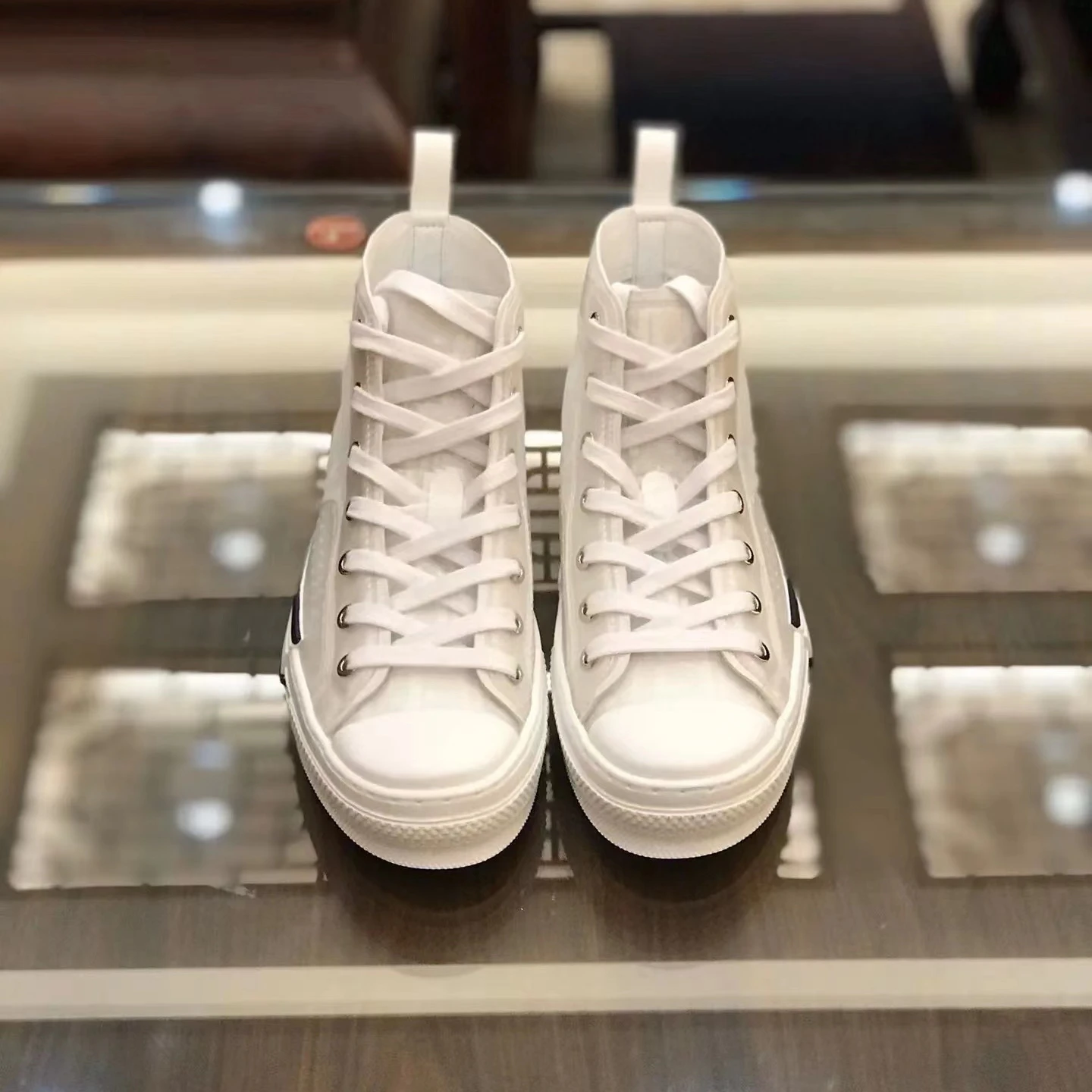 

Kid Top Quality Men Women B23 Shoes High Tops Sneaker Technical Leather Luxury Designer Embroidered Letters Canvas Outdoor Shoes