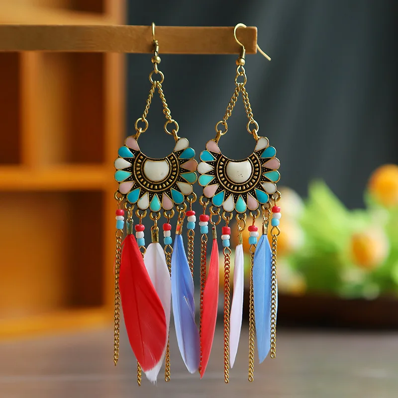 

Ethnic Style Feather Tassel Earrings Bohemian Retro for Women Fan-shaped Colored Dripping Oil Earrings Wedding Bride Jewelry