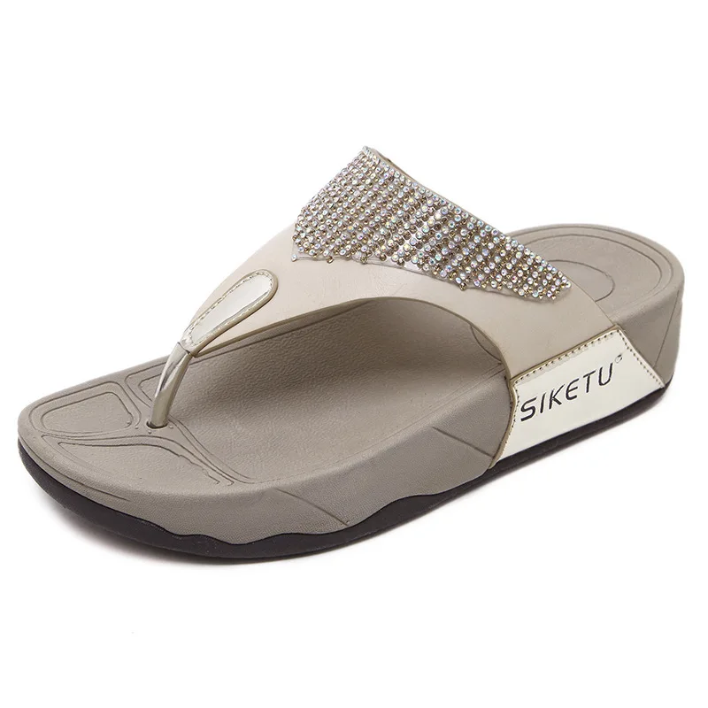 

Women's Summer Leather Sandals Modern Flip Flops Fallow Beach Rhinestone Thick Heel Wedges Anti-slip Slippers for Womens