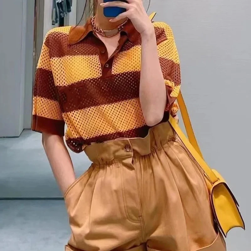

Fashion Casual Women Hollow Out Striped Top 22 Yellow Short Sleeve Knitted Polo Blouse Designer Luxury Embroidery Knitted Blouse