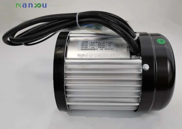 Высокомощные электромобили с тремя и четырьмя колесами бесщеточные двигатели