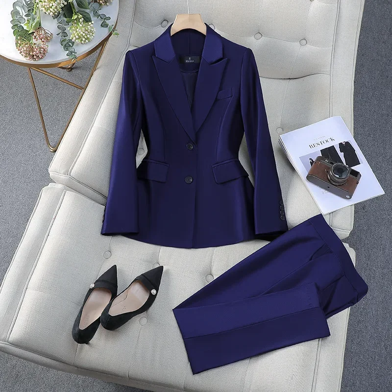 Костюм женский оранжевый и розовый профессиональный деловой костюм маленький