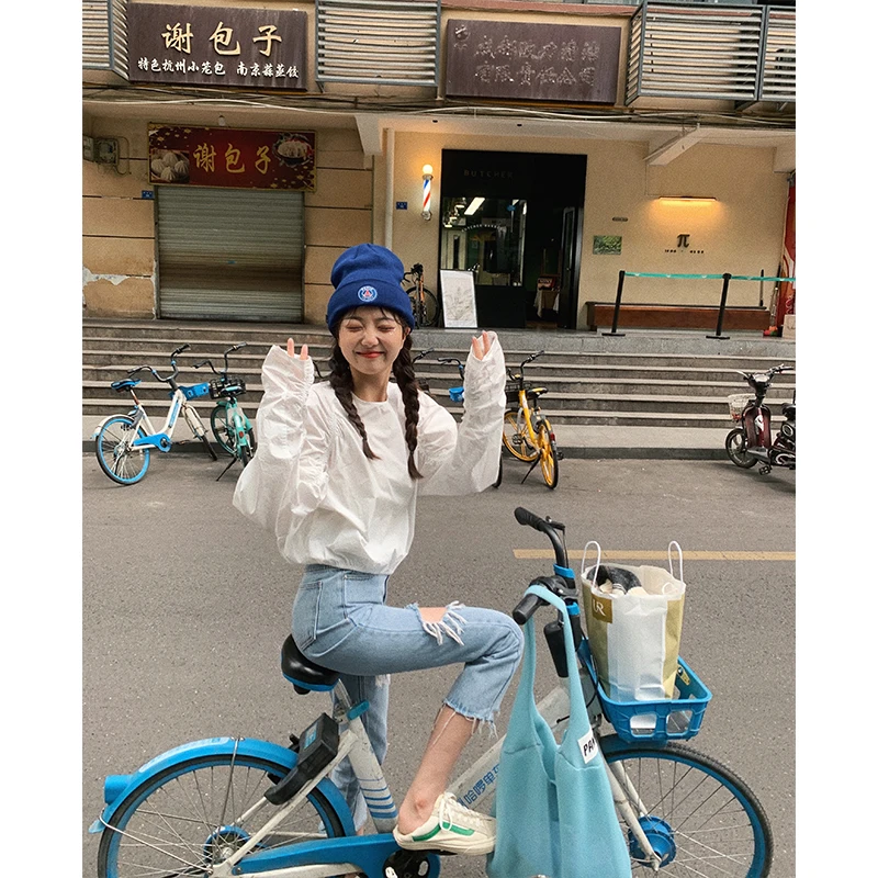 

A Long-sleeved round neck sweater women's spring and autumn loose hooded tops lazy wind tops women