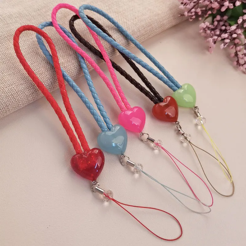 

Mobile Phone Lanyard Short Wrist Rope Leather Love Lanyard Hand-woven Fashion Mobile Phone Case Universal Anti-lost Lanyard
