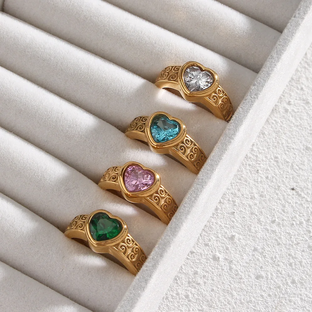 

G&D Vintage Waterproof Stainless Steel Croissant Crystal Rings Women Braided Twisted Signet Golden Chunky Wavy Ring 18 K Jewelry