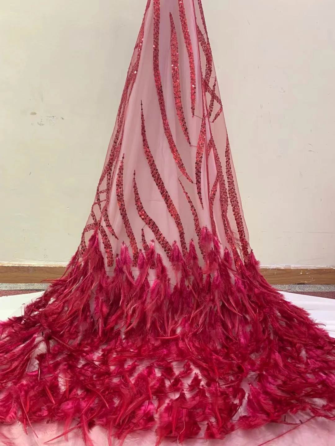 

2022Luxury Elegant Sequins Tulle Lace Cassic High-End Quality Feathers Embroidery Fabric For Wedding Dress NN362_S