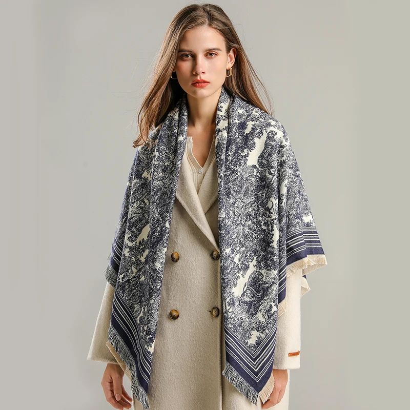 Рисунок 2 - Теплый имитационный кашемировый шарф для женщин