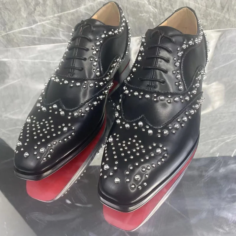 Черные туфли из натуральной кожи для мужчин обувь с заклепками модная мужская