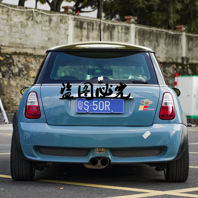 Фото Для 2001-2006 Mini R50 R51 R53 Cooper S Высококачественный задний спойлер на крышу из углеродного волокна, крыло багажника, яркий черный задний спойлер №5
