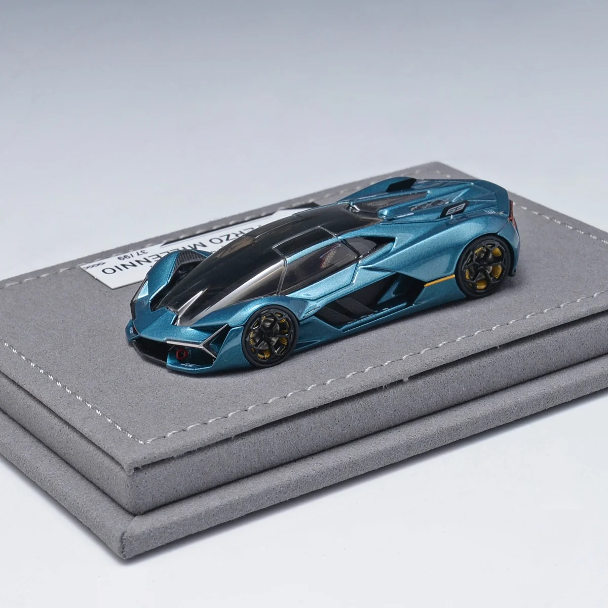 Фото PANTHOM 1:64 Terzo Millennio концептуальный автомобиль, коллекция моделей автомобилей из смолы, подарок №3