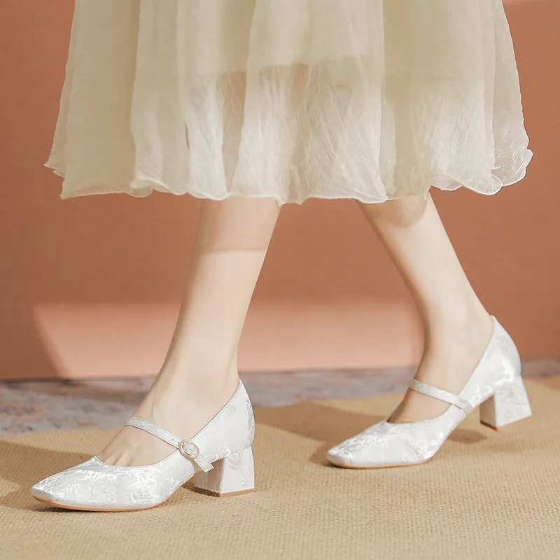 Весенние женские туфли-лодочки Мэри Джейн на высоком каблуке с квадратным носком