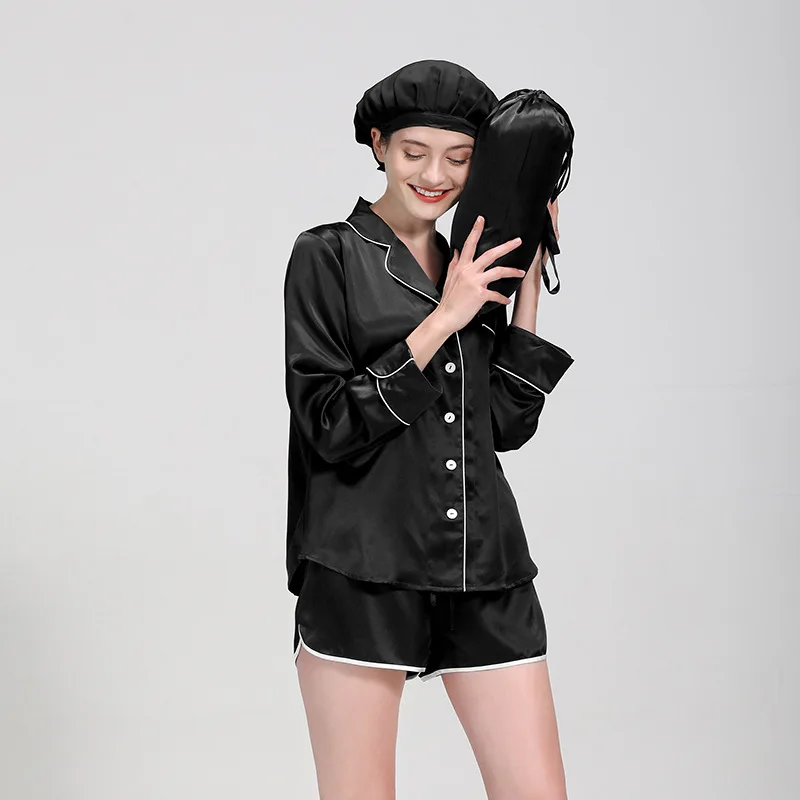 Рисунок 4 - Домашняя одежда из шелка тутового