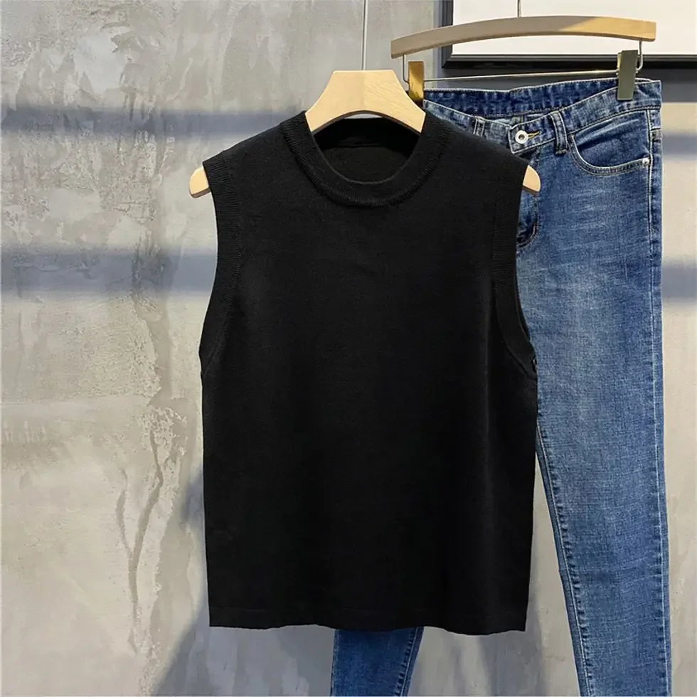Жилет мужской однотонный с круглым вырезом деловая безрукавка вязаные свитера