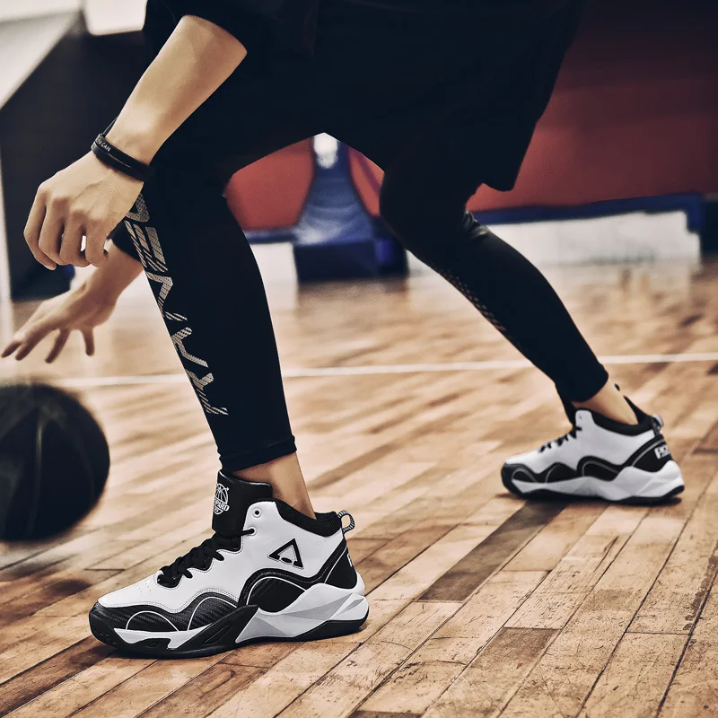 Men's Basketball Shoes Court Anti-slip Rebound Basketball Sneakers Men Sports Shoes Teenagers Breathable High Top Gym Boots