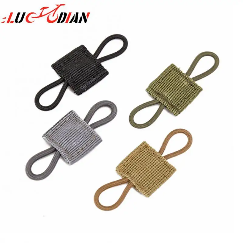 

Multi-functional Tactical Carabiner Wear-resistant Tactical Vest Hook Durable Military Quality Binding Buckle 2.8x7cm