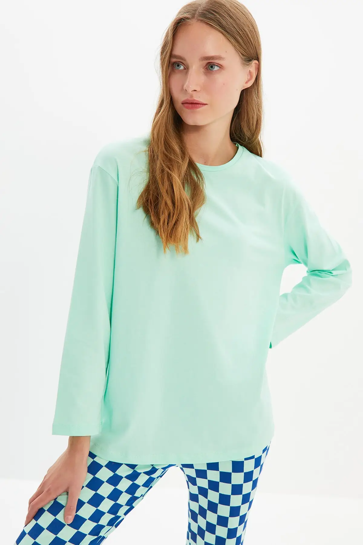 Trendyol Back Printed Knitted Pajamas Set THMAW22PT0076