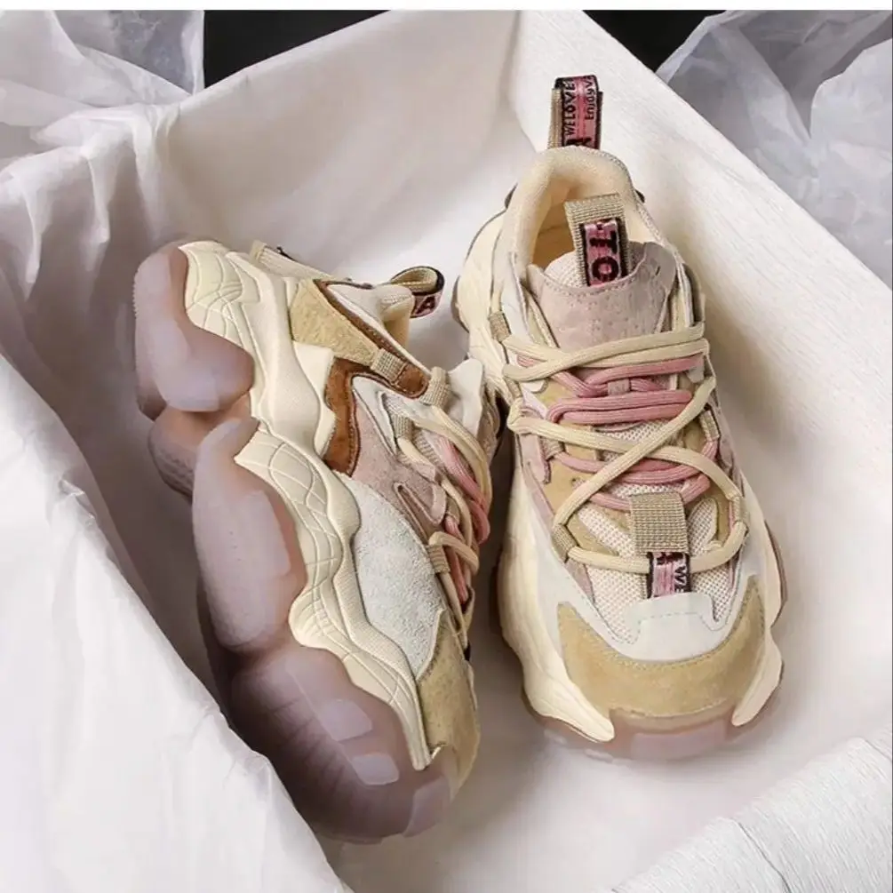 Женские кроссовки Matsutake на толстой подошве